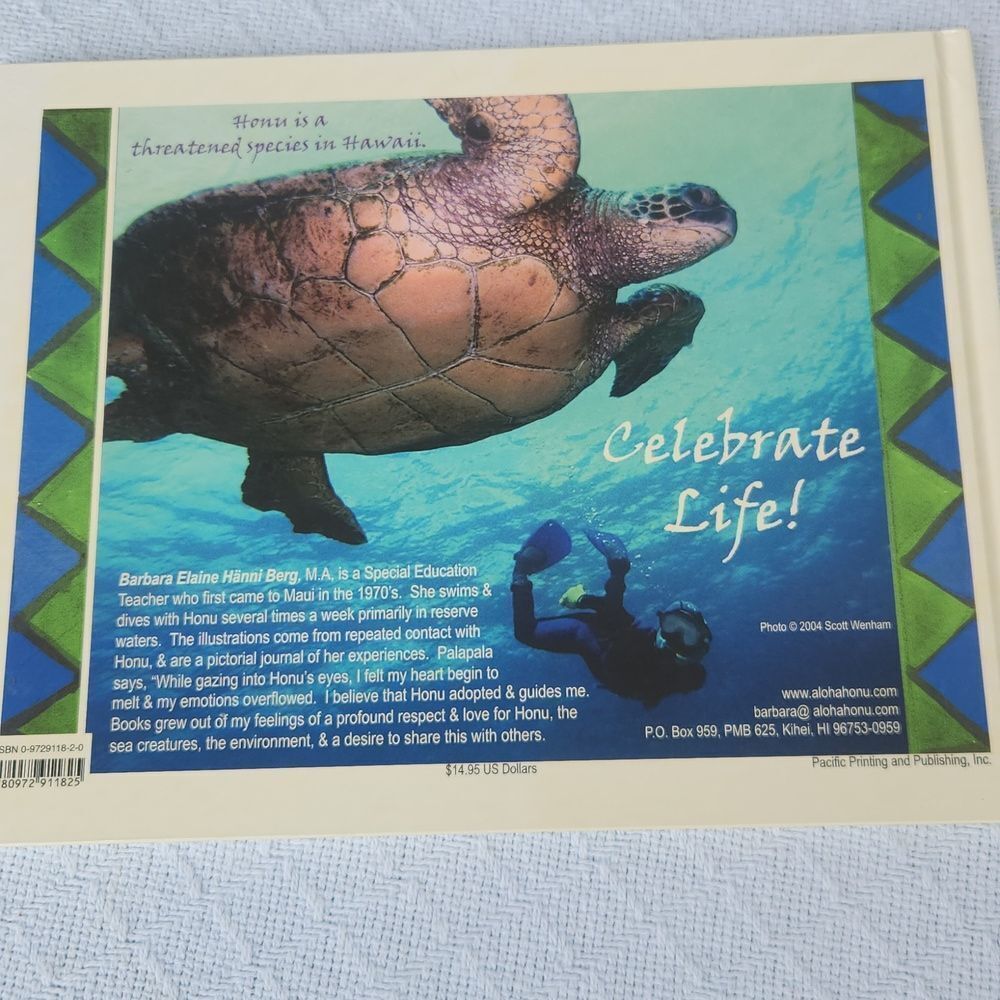 Honu Green Sea Turtle and  Alohahonu by Barbara E. Berg Books 2004 2013 - Picture 10 of 11